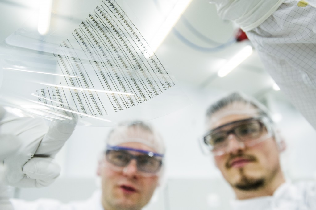 Gedruckte Elektronik ermöglicht die ressourcenschonende Herstellung von Sensoren - für das Internet of Things wie für medizinsche Anwendungen. (Bild: © InnovationLab GmbH)